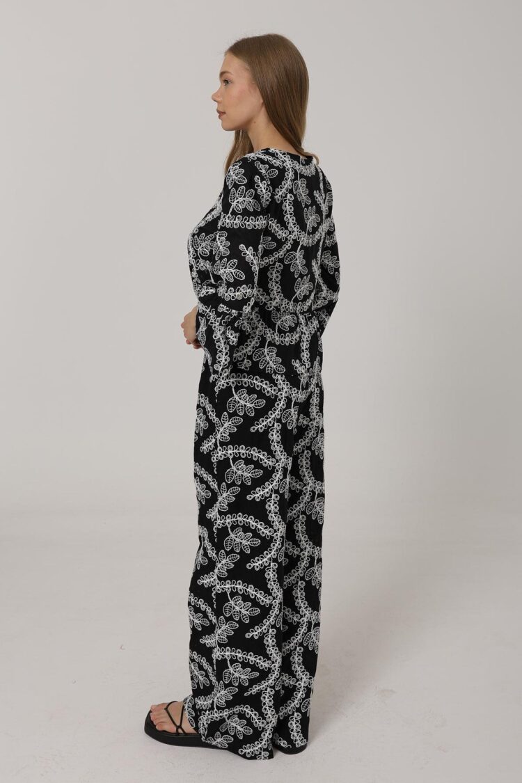 Embroidered Oversize Pants