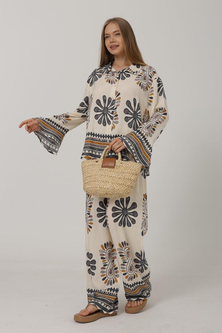 Patterned Sleeves Ruffle Trousers Set