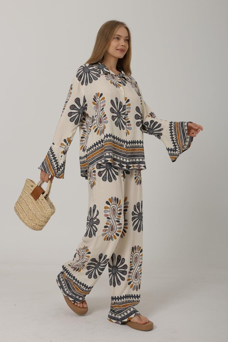 Patterned Sleeves Ruffle Trousers Set