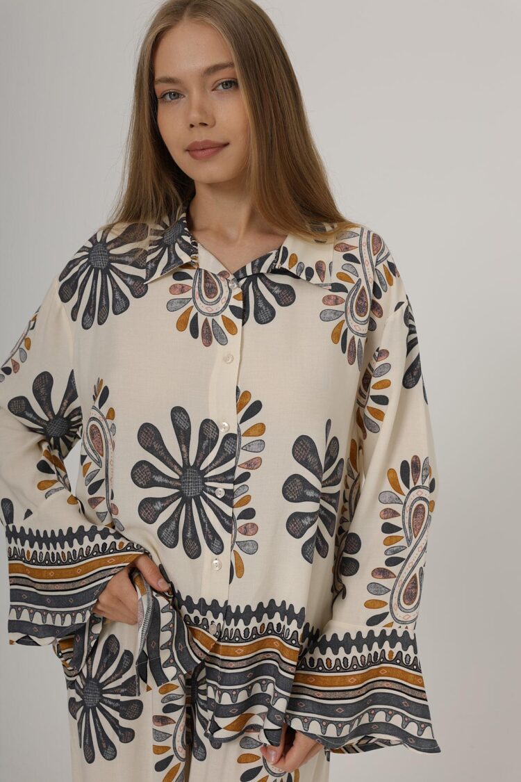 Patterned Sleeves Ruffle Trousers Set