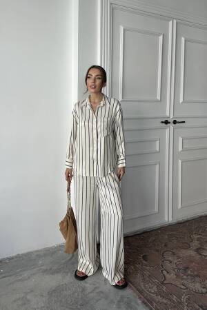 WholesaleStriped Satin Suit - Brand: Elisa - Women's Clothing Wholesale - Globality Store