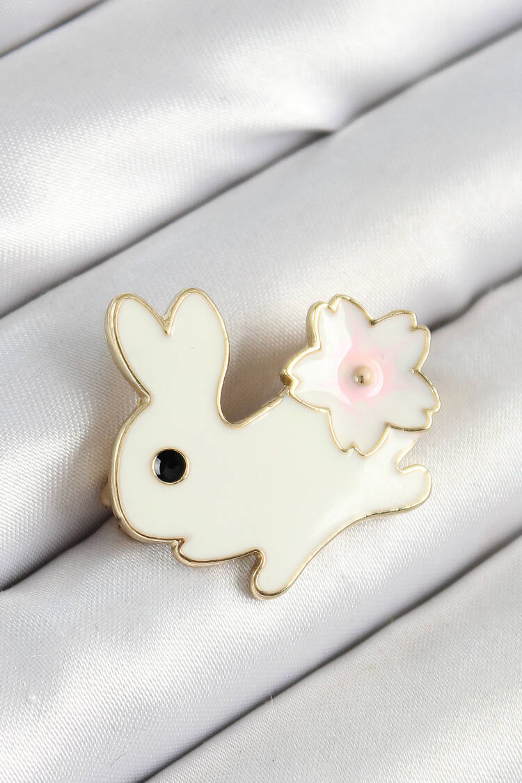 Enameled Flower Detailed Cream Rabbit Figured Gold Color Women Brooch - Brand: Ebijuteri - Women's Clothing Wholesale - Globality Store
