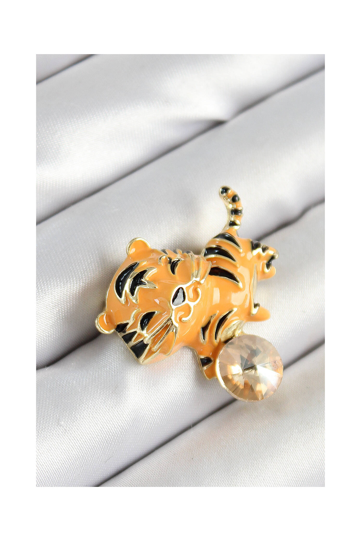 Black Striped Orange Tiger Figured Gold Color Women Brooch With Zircon Stone - Brand: Ebijuteri - Women's Clothing Wholesale - Globality Store
