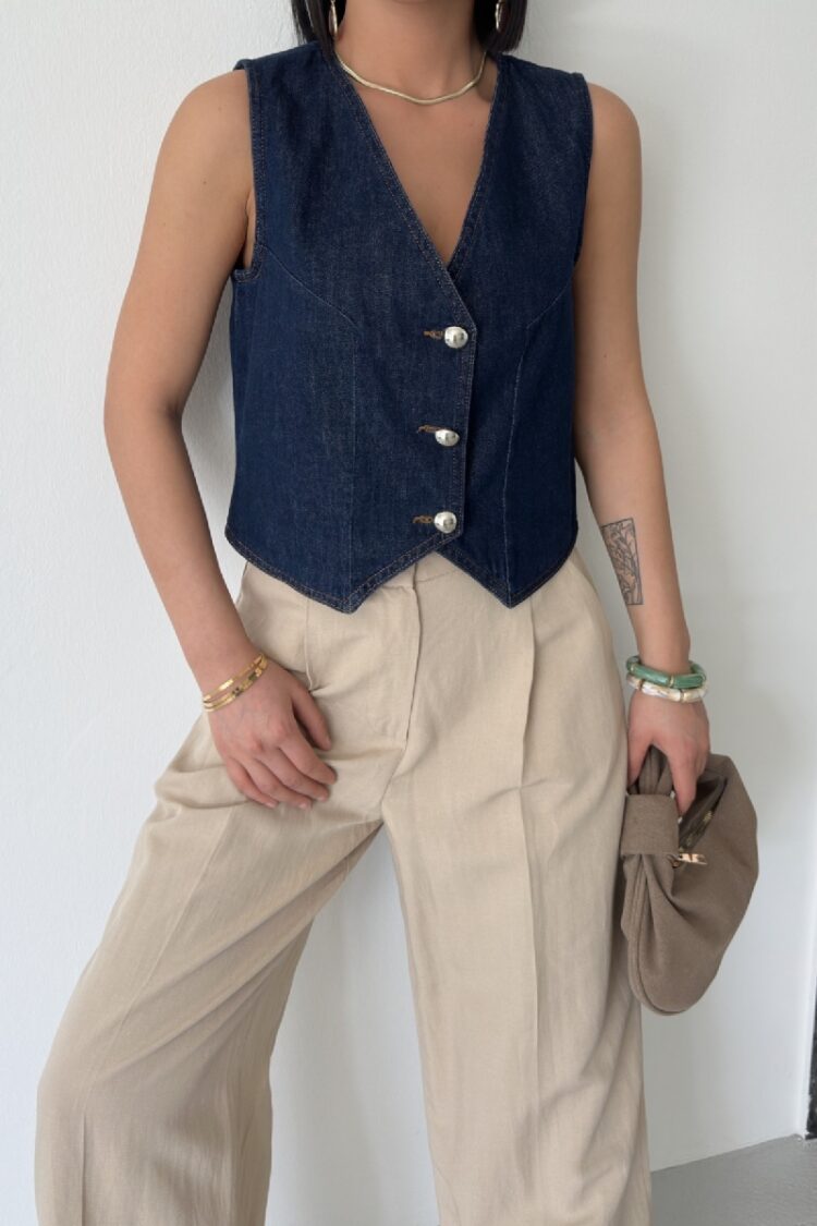 Buttoned Vest - Brand: XLove - Women's Clothing Wholesale - Globality Store