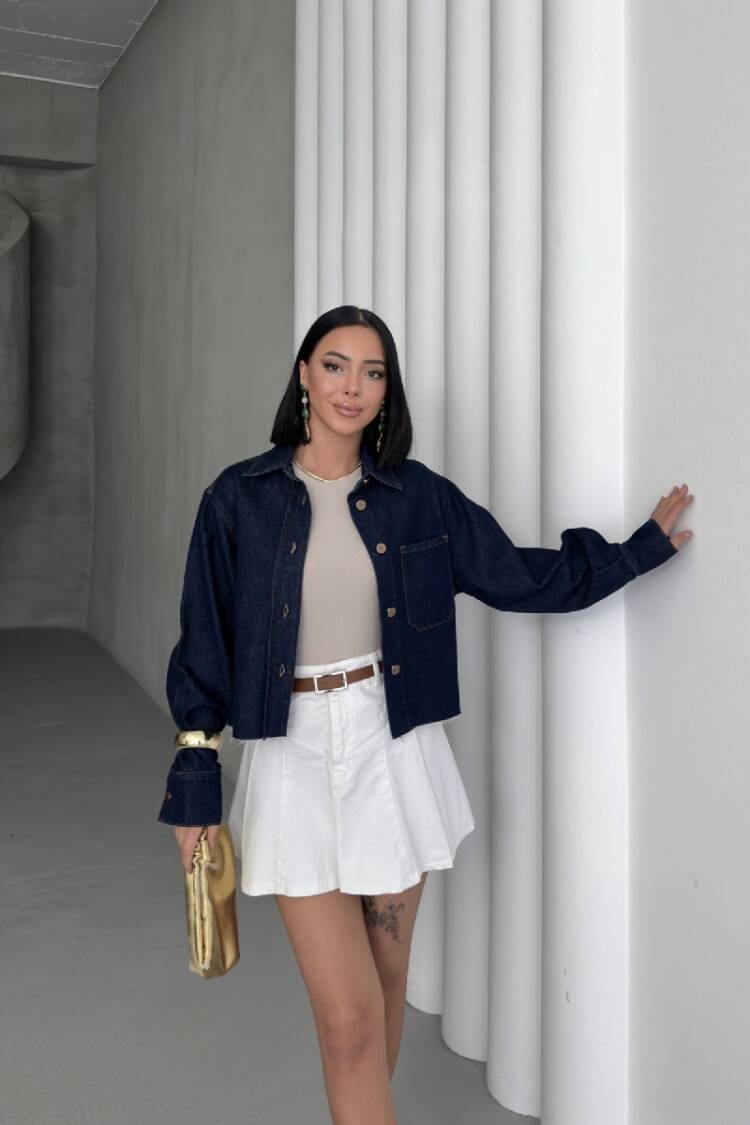 Short Pocket Denim Jacket