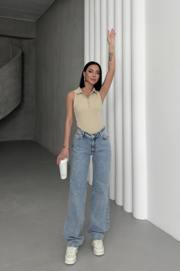 Baggy Jeans With Array Pencils