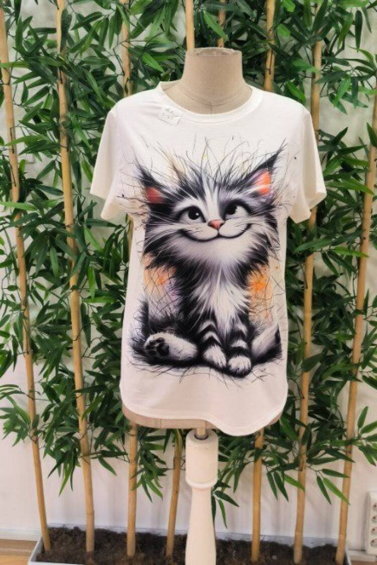 Women's Short Sleeve Crew Neck Cat Printed Suprem Blouse - White