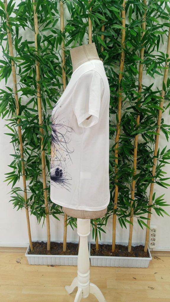 Women's Short Sleeve Crew Neck Cat Printed Suprem Blouse - White