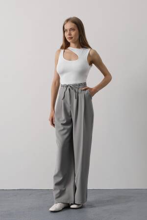 Pleated Lace-up Oversize Pants - Brand: Reyon - Women's Clothing Wholesale - Globality Store