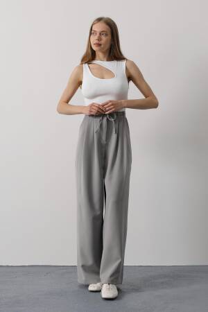 Pleated Lace-up Oversize Pants - Brand: Reyon - Women's Clothing Wholesale - Globality Store