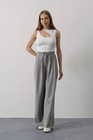 Pleated Lace-up Oversize Pants - Brand: Reyon - Women's Clothing Wholesale - Globality Store