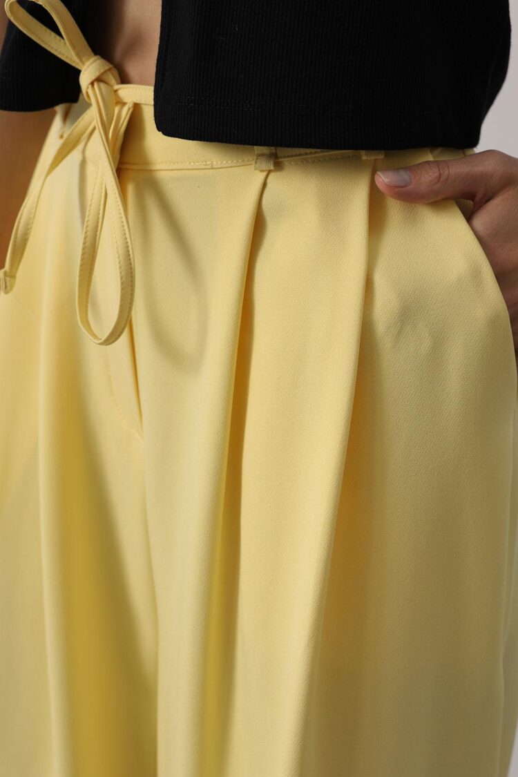 Pleated Lace-up Oversize Pants