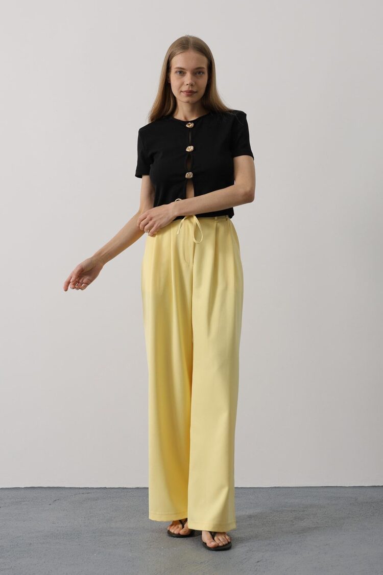 Pleated Lace-up Oversize Pants