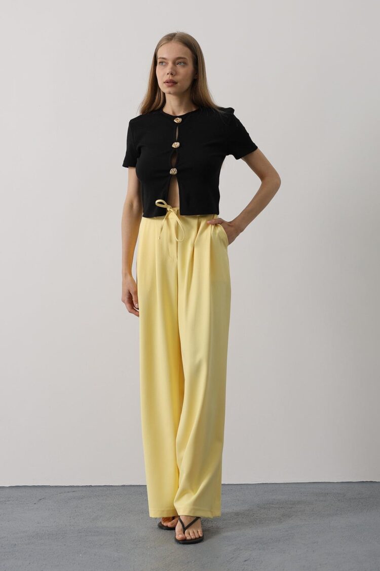 Pleated Lace-up Oversize Pants