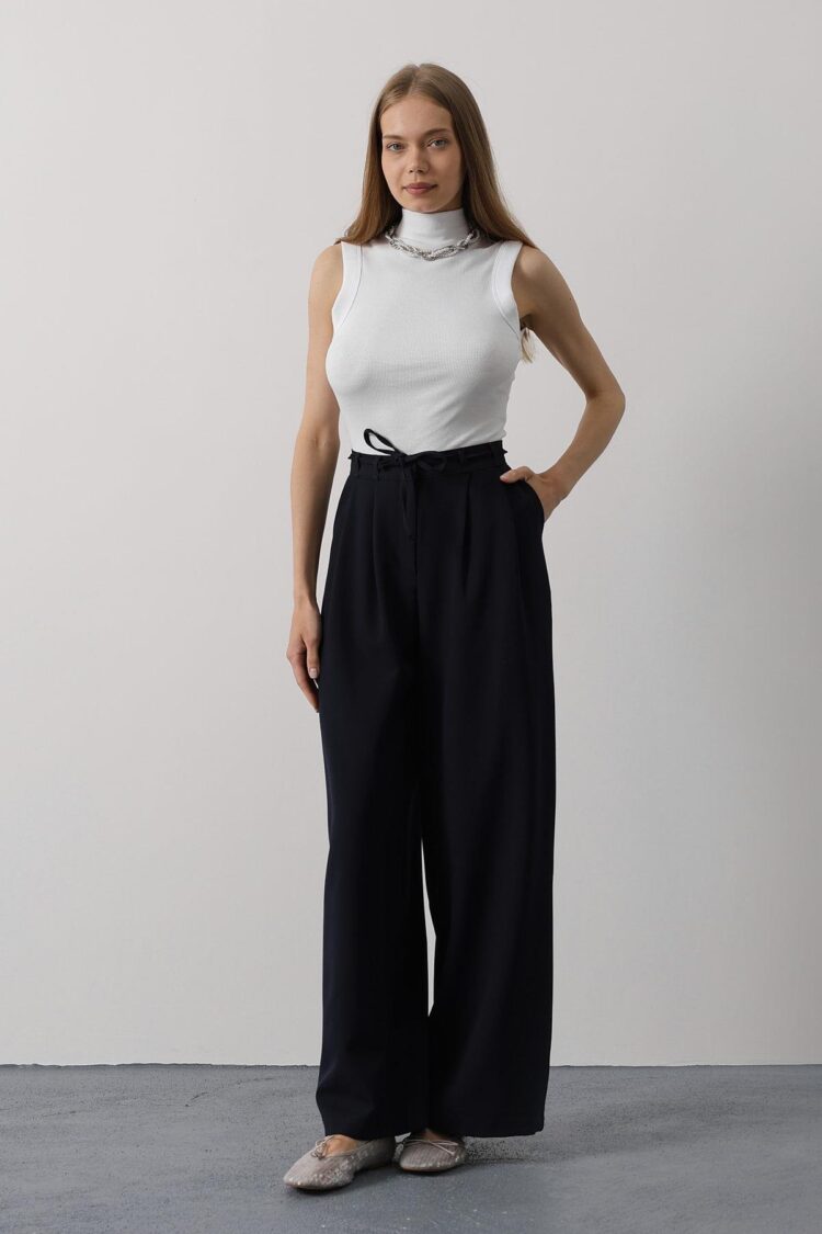 Pleated Lace Oversize Pants - Navy
