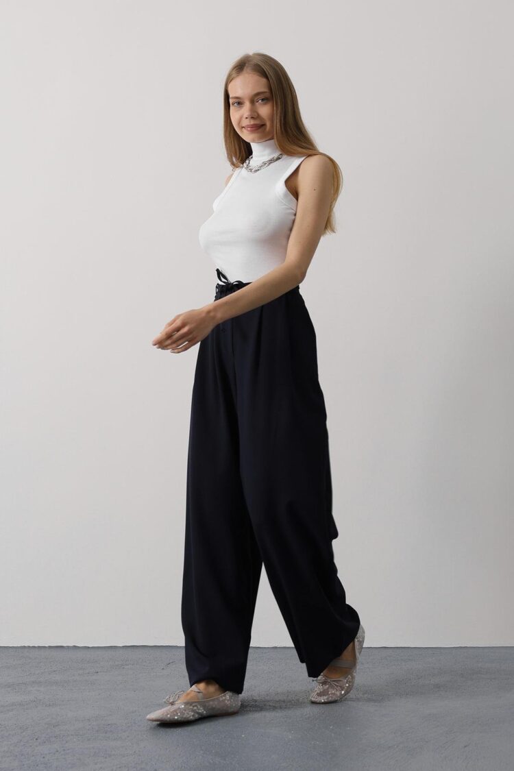 Pleated Lace Oversize Pants - Navy - Brand: Reyon - Women's Clothing Wholesale - Globality Store