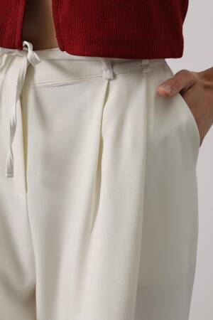 Pleated Lace Oversize Pants - Brand: Reyon - Women's Clothing Wholesale - Globality Store