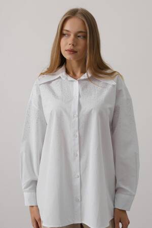 Stone Pointed Collar Shirt - Brand: Reyon - Women's Clothing Wholesale - Globality Store