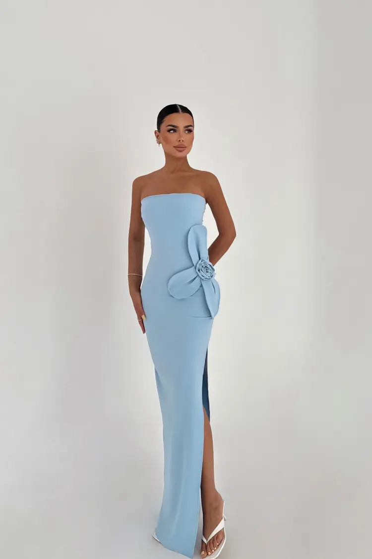 Blue Daysi Strapless Dress