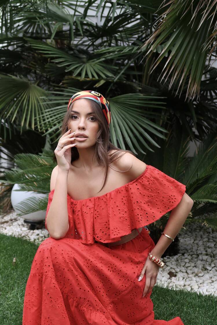 WholesaleShoulder Elastic Embroidery Dress