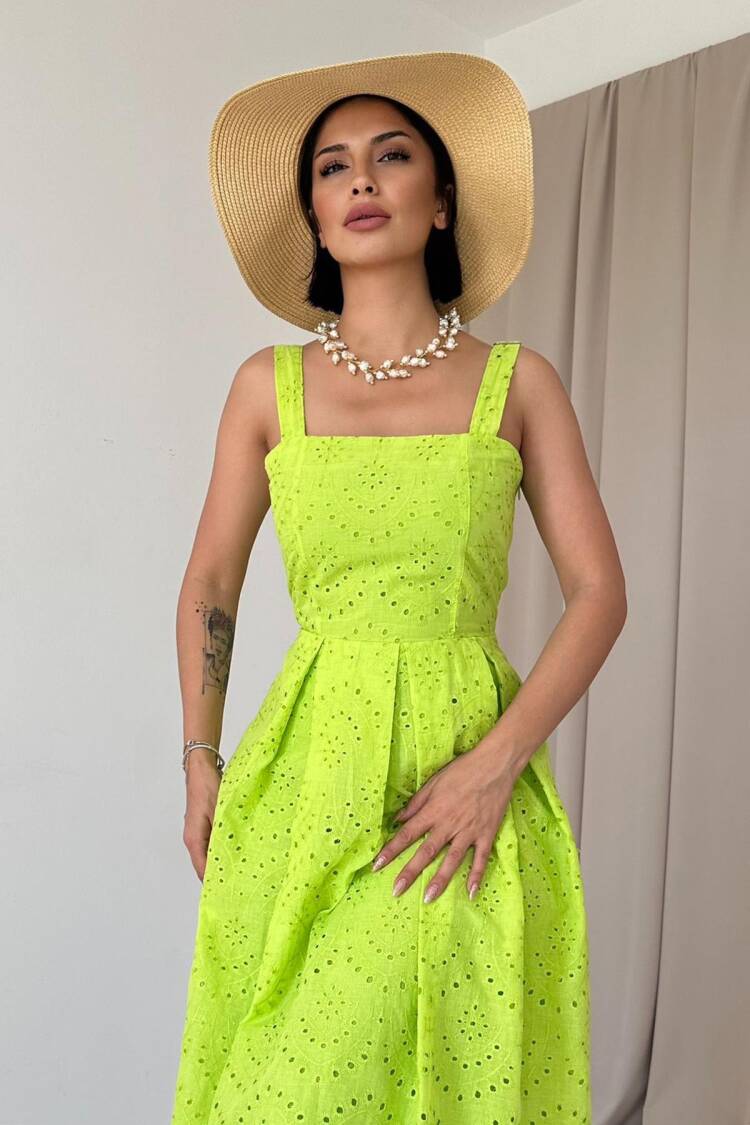 Embroidery Dress With Hangers - Oil