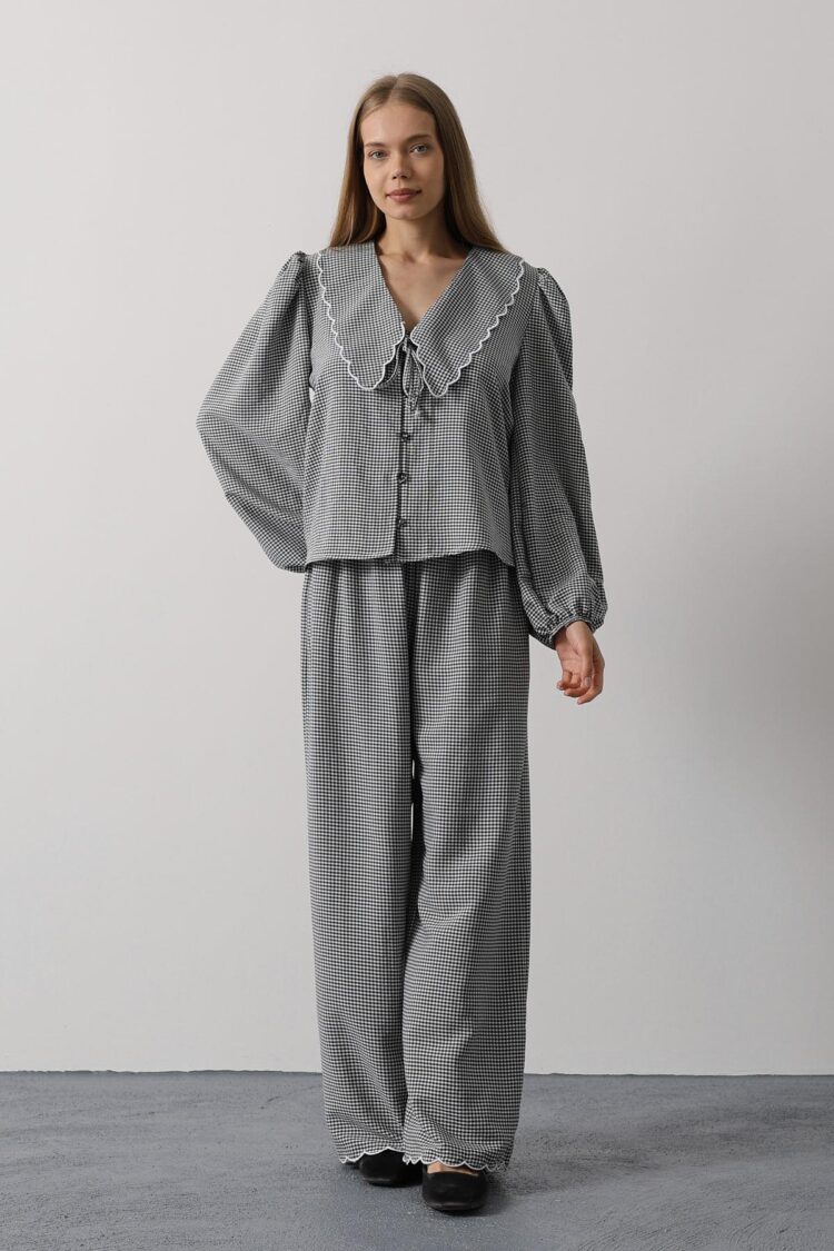 Embroidered Baby Collar Pants Set