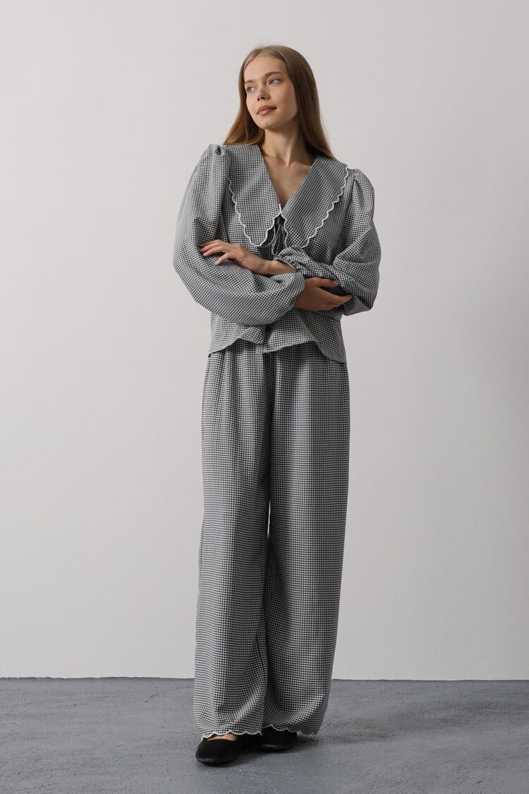 Embroidered Baby Collar Pants Set