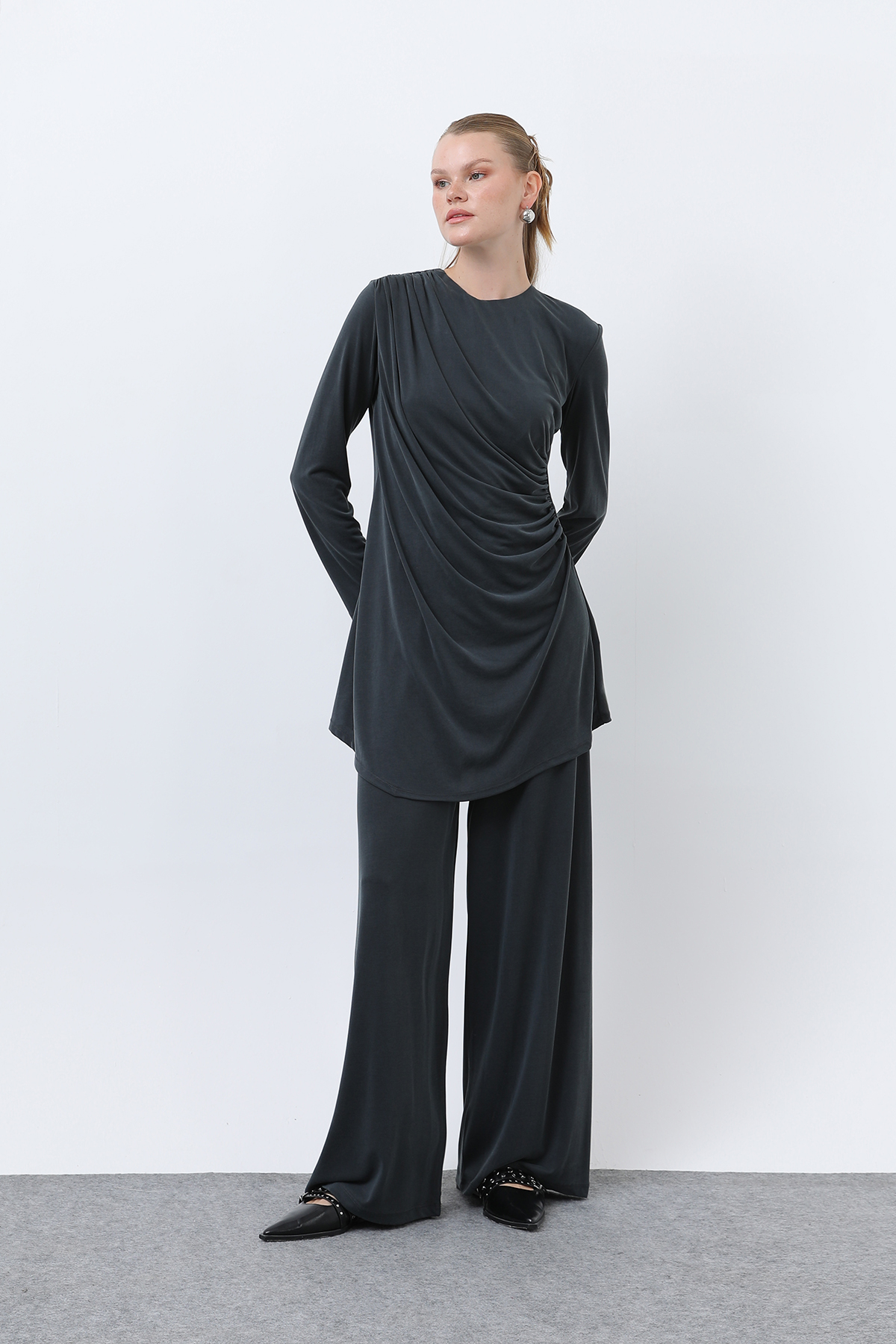 Women's Drape Detailed Trousers Suit - Brand: Puane - Women's Clothing Wholesale - Globality Store