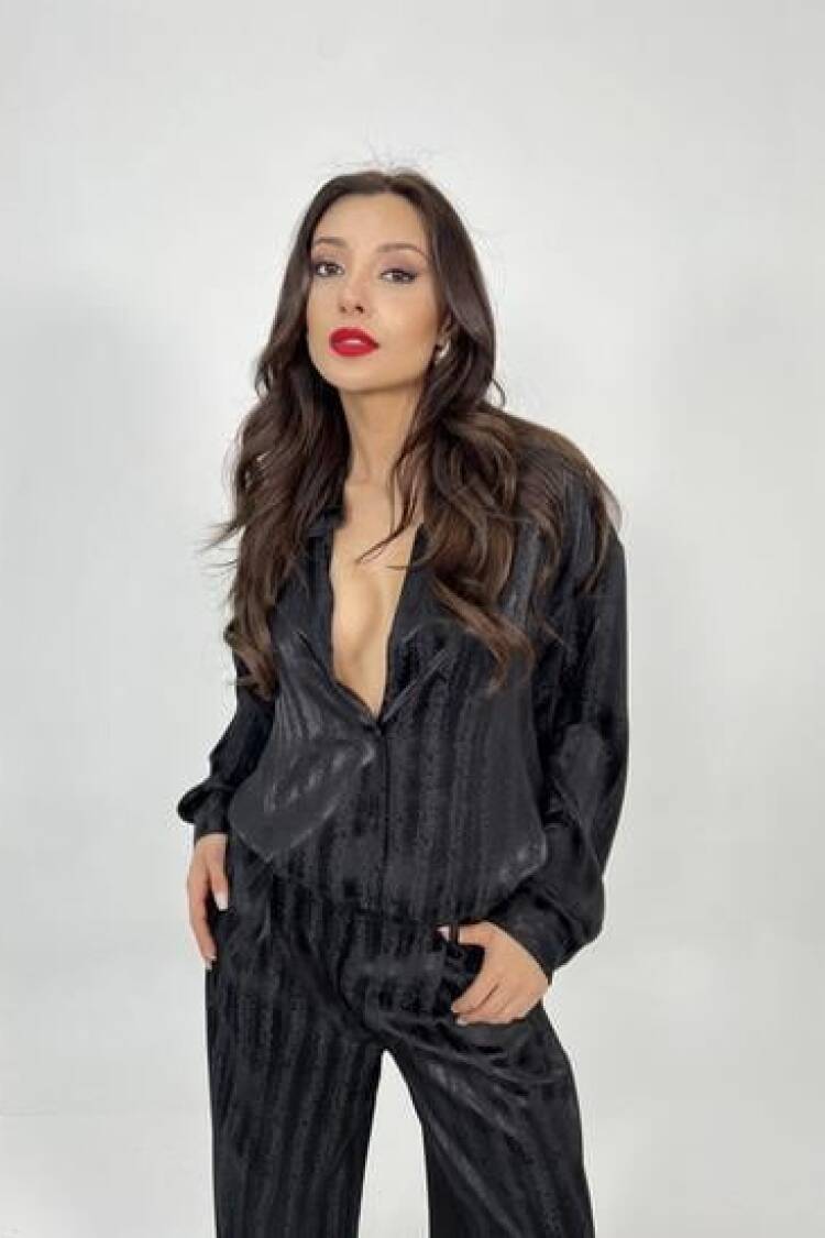 Team - Minnéapolis - Brand: Fame - Women's Clothing Wholesale - Globality Store