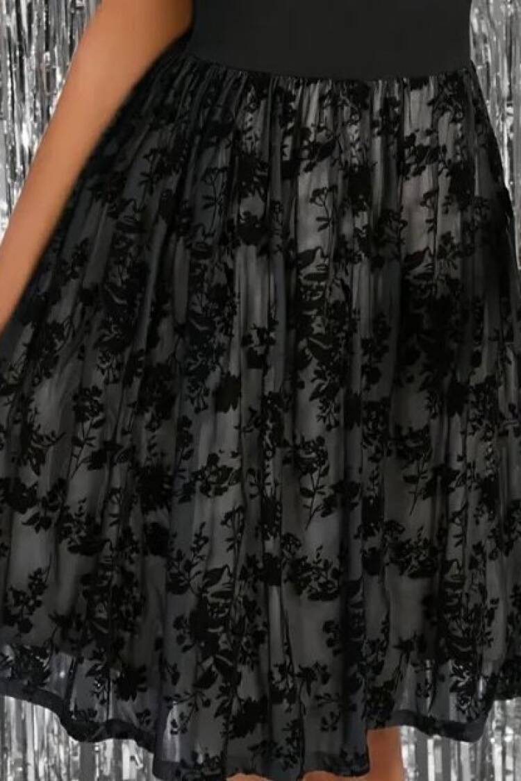 Women's Short Sleeve Crew Neck Tulle Flock Print Detailed Dress - Black