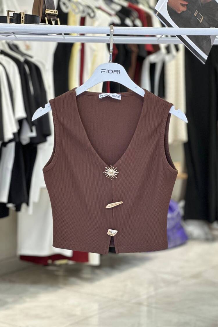 Crop Top With V-Neck And Cap Sleeves - Brand: Fiori - Women's Clothing Wholesale - Globality Store