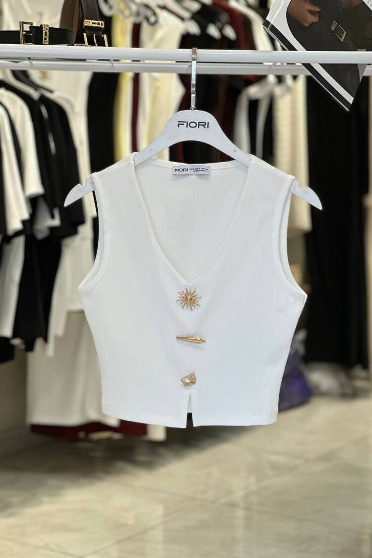 White Crop Top Slim Fit V-Neck Cap Sleeve - Brand: Fiori - Women's Clothing Wholesale - Globality Store