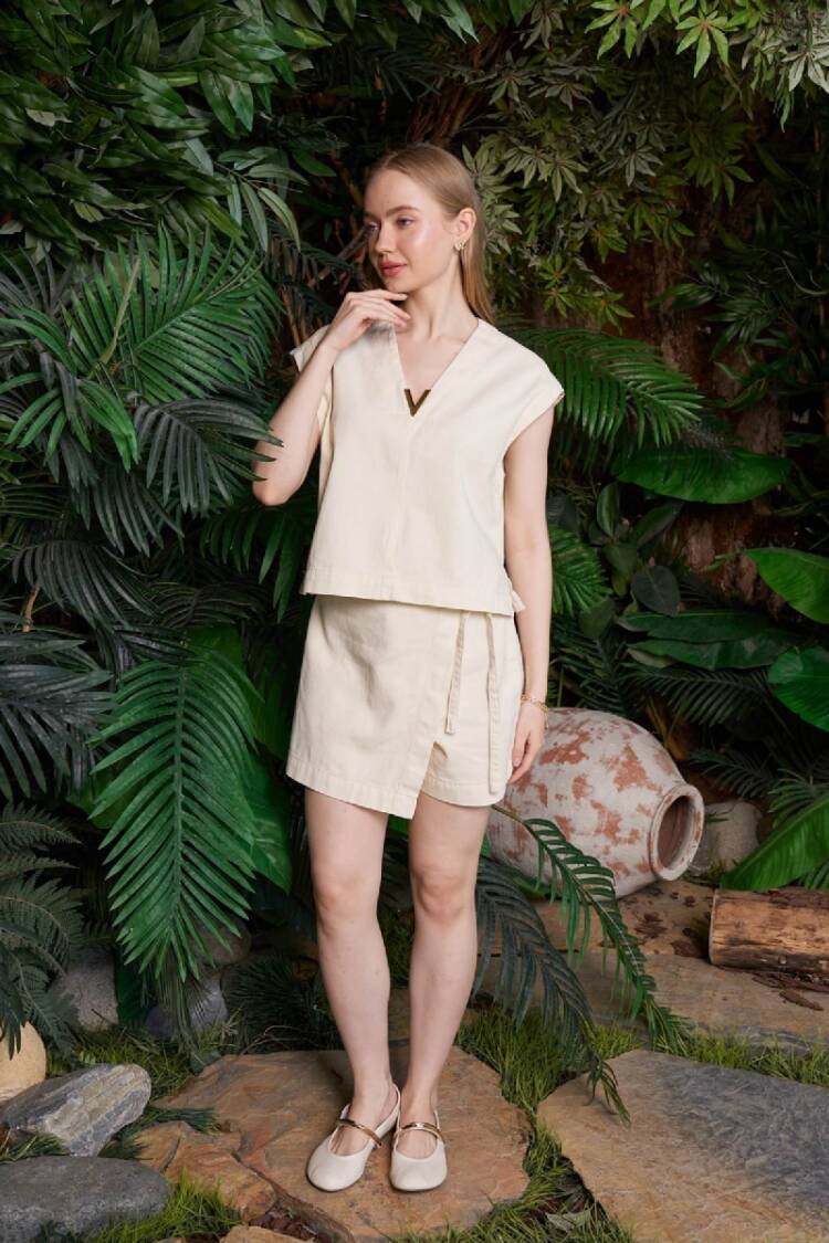 Beige Casual Elegant Modest Blouse