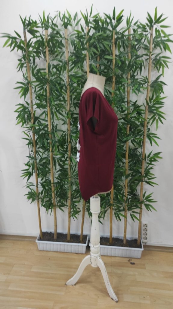 Blouse With V-Neck And Cap Sleeves