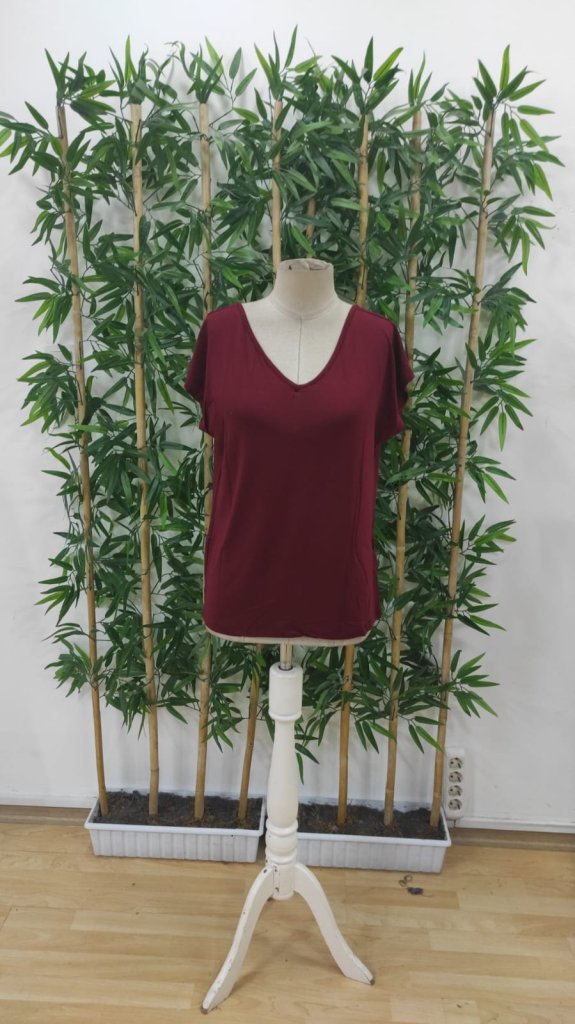 Blouse With V-Neck And Cap Sleeves
