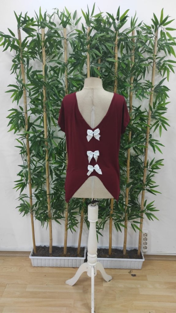Blouse With V-Neck And Cap Sleeves