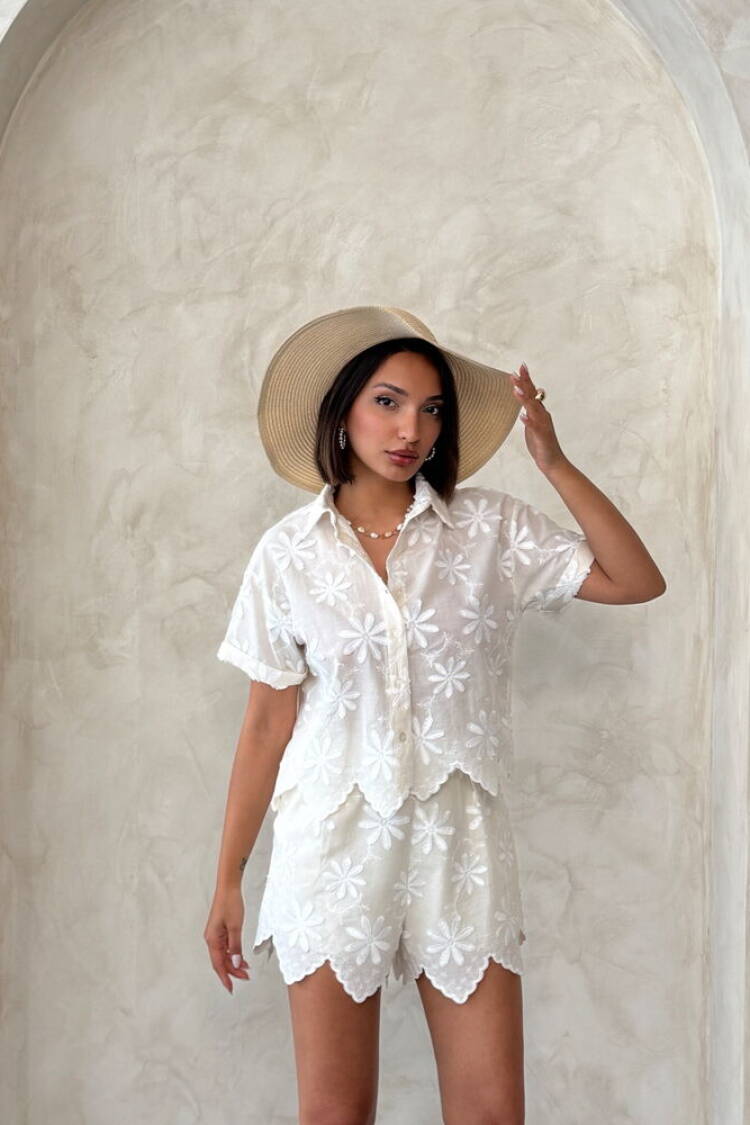 White Floral Buttoned Shirt With Notched Neck