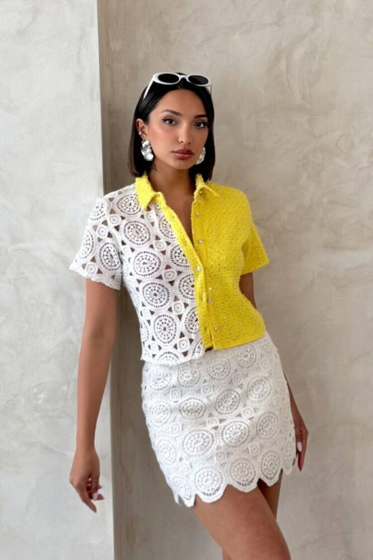 White Slim Fit Polo Neck Crop Shirt - Brand: Topshow - Women's Clothing Wholesale - Globality Store