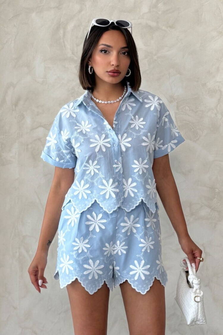 Floral Casual Shirt With Buttoned Closure - Brand: Topshow - Women's Clothing Wholesale - Globality Store