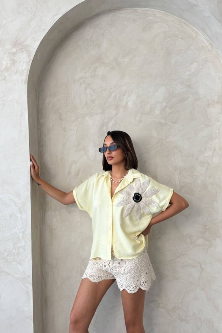 Casual Boho Shirt With Floral Pattern