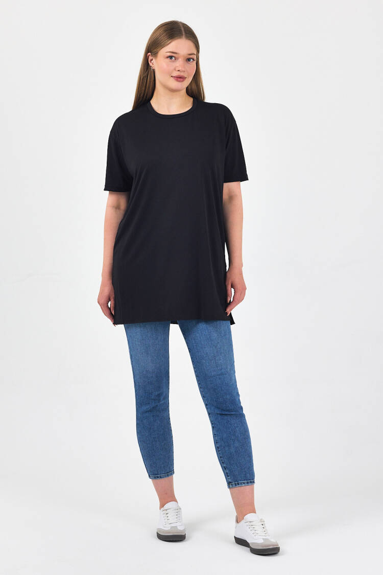 Casual Plus Size Tshirt With Round Neck - Brand: See More - Women's Clothing Wholesale - Globality Store