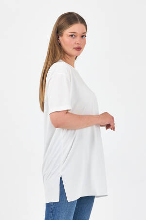 Casual Oversized Fit Tshirt - Brand: See More - Women's Clothing Wholesale - Globality Store