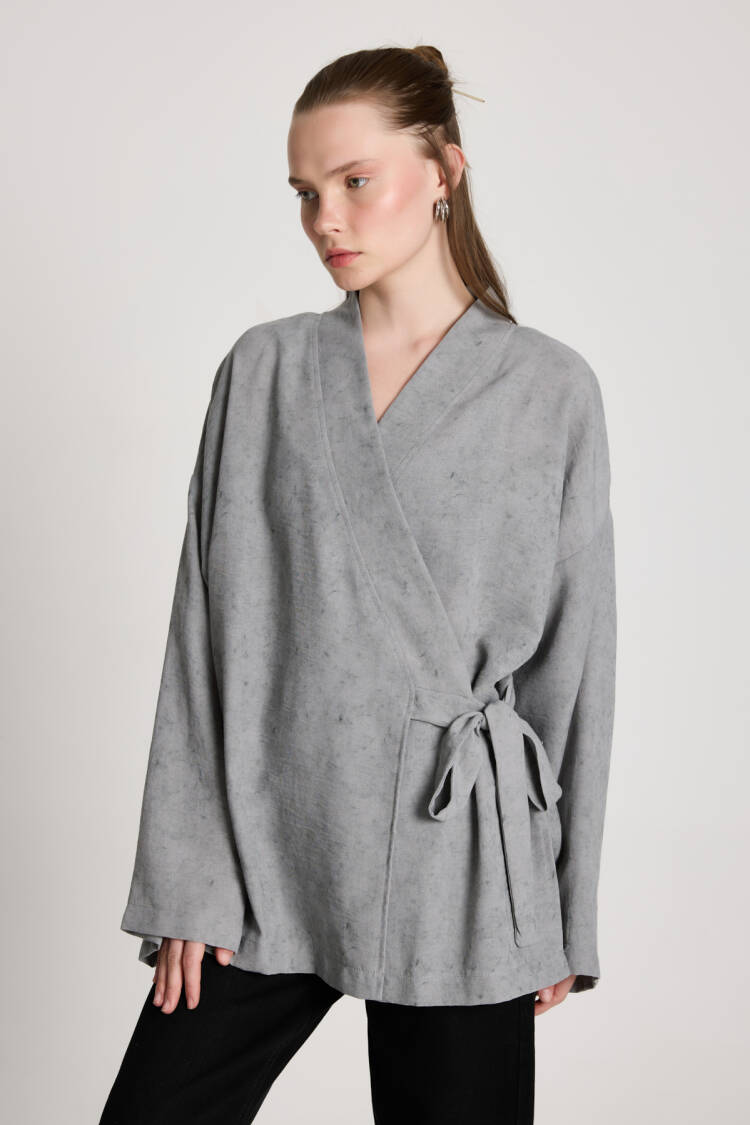 Kimono Oversized V-Neck Tie Closure - Brand: First Angels - Women's Clothing Wholesale - Globality Store
