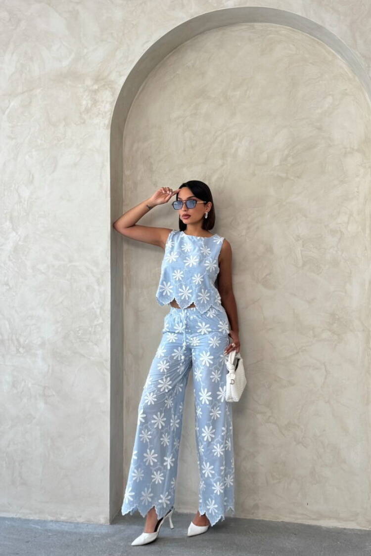Floral Palazzo Pants