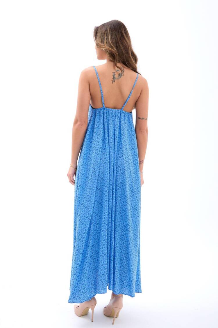 Elegant Maxi Slip Dress With Square Neck