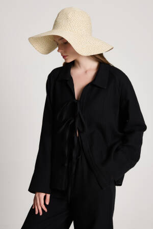 Suit With Notched Neck And Tie Closure - Brand: First Angels - Women's Clothing Wholesale - Globality Store