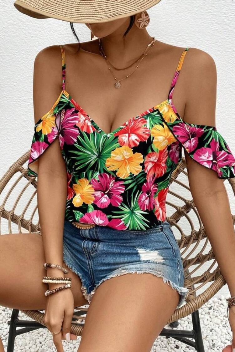 Black Floral Slim Fit Ruffle Sleeve Blouse - Brand: Janes - Women's Clothing Wholesale - Globality Store
