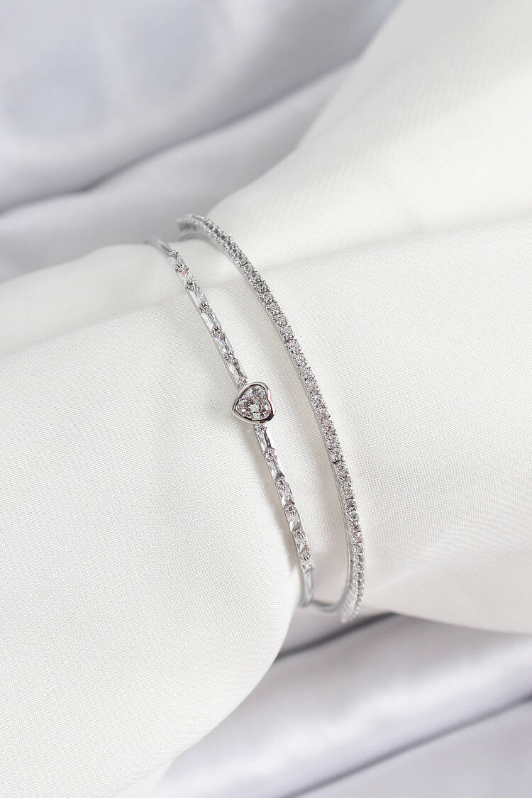 Brass Silver Color Zircon Stone Heart Detailed Women's Bracelet - Brand: Ebijuteri - Women's Clothing Wholesale - Globality Store