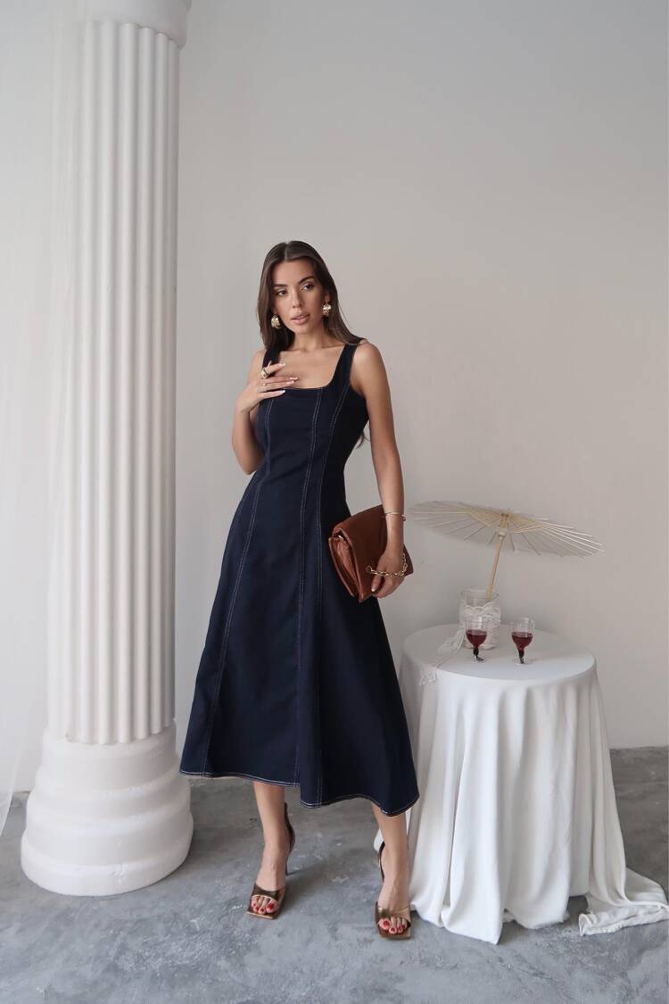 Elegant A-Line Sleeveless Midi Dress