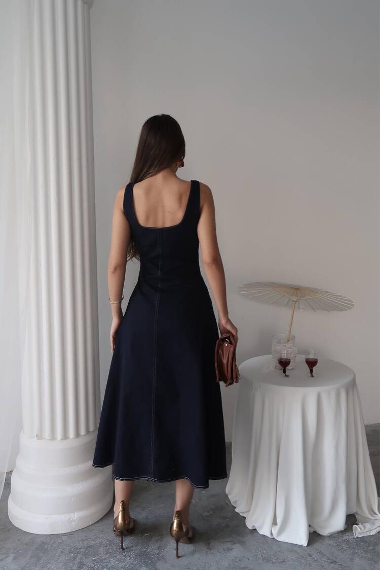 Elegant A-Line Sleeveless Midi Dress